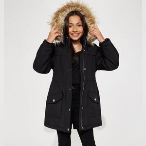 Girls faux fur coat